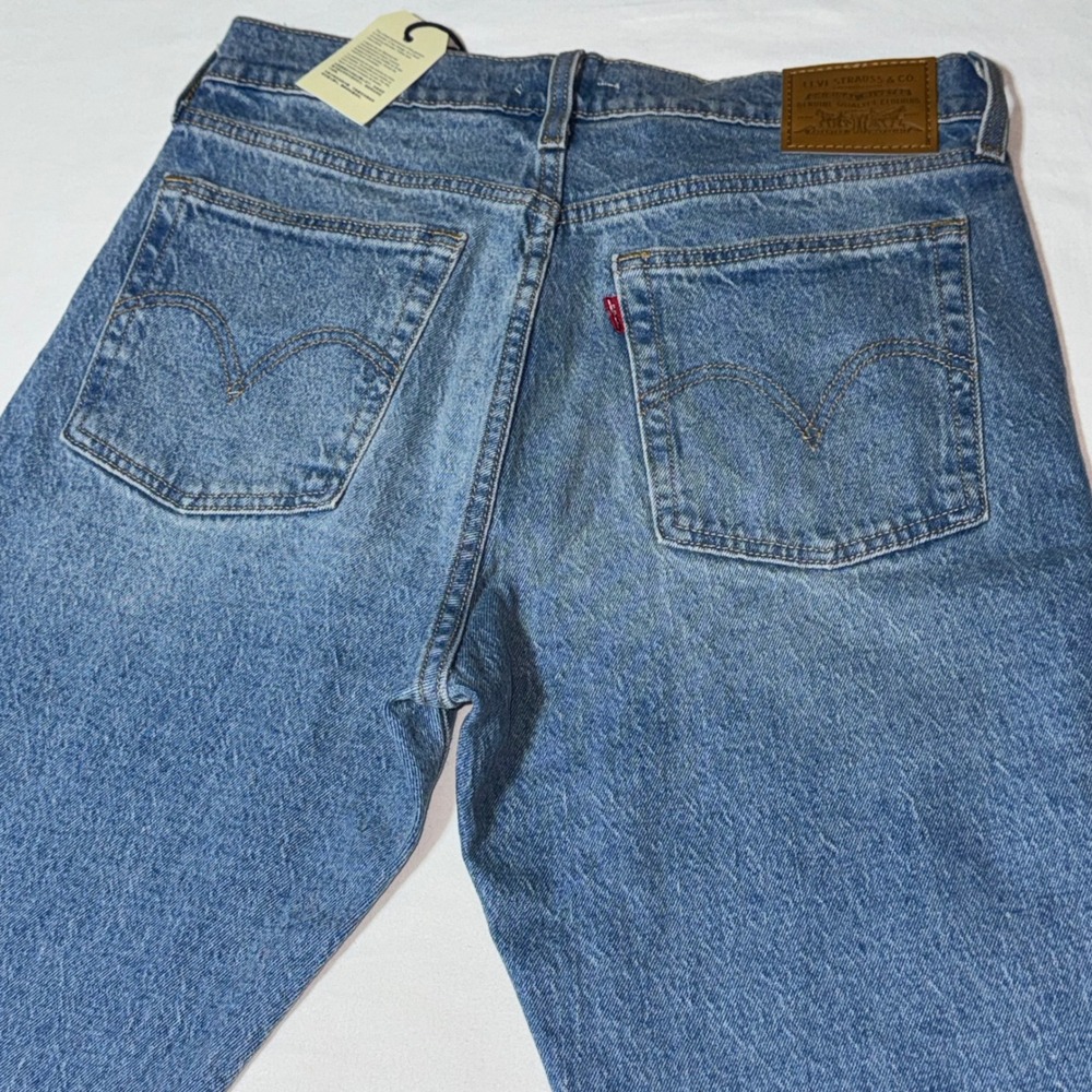 Levis Premium Wedgie Straight Jeans Womens 29x28 Big E Button Fly Blue Denim NWT